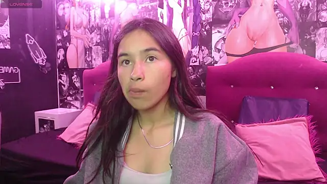 bunnywhite21 online show from January 13, 2026, 8:03 pm