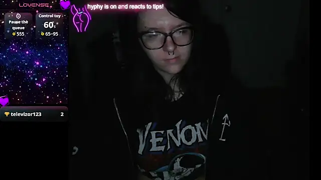 Snapshot of ravenpaw chatting on December 1, 2025, 12:04 am ravenpaw online show from December 1, 2025, 12:04 am