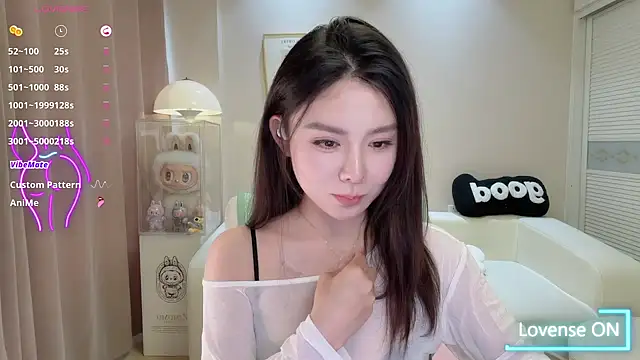 yannizi online show from June 22, 2026, 6:32 am