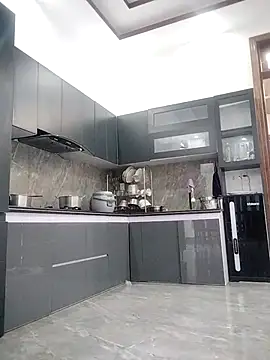   Anna    online show from November 27, 2025, 1:40 am