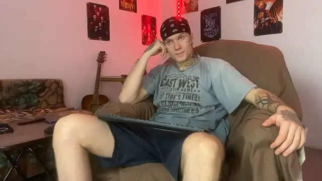 Huntall77 online show from December 20, 2025, 2:29 am