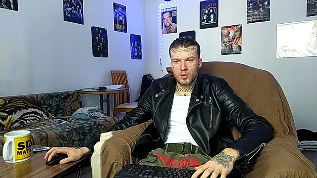 Huntall77 online show from January 15, 2026, 6:40 am