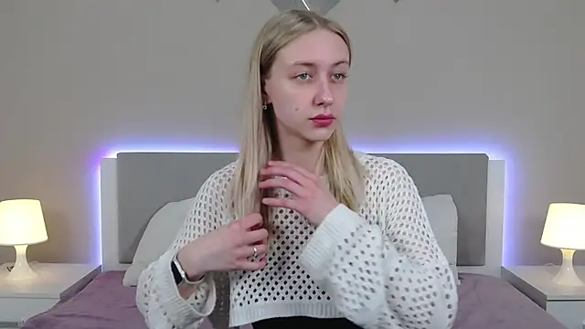 RachaelCute online show from April 1, 2026, 11:11 am