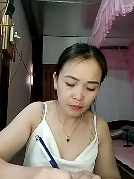 Feeling-hot online show from March 3, 2026, 9:04 am