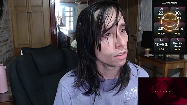 CaramelToy online show from November 11, 2025, 4:07 pm