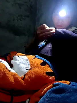 Snapshot of vangkt-cute chatting on February 3, 2026, 3:26 am vangkt-cute online show from February 3, 2026, 3:26 am