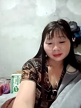 Snapshot of vangkt-cute chatting on March 9, 2026, 8:24 pm vangkt-cute online show from March 9, 2026, 8:24 pm