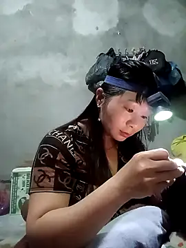 Snapshot of vangkt-cute chatting on March 11, 2026, 7:20 pm vangkt-cute online show from March 11, 2026, 7:20 pm