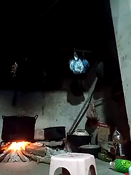 Snapshot of vangkt-cute chatting on March 25, 2026, 12:22 pm vangkt-cute online show from March 25, 2026, 12:22 pm