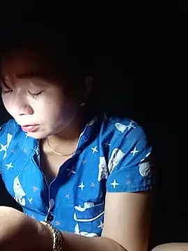 vangkt-cute online show from July 7, 2026, 9:08 pm