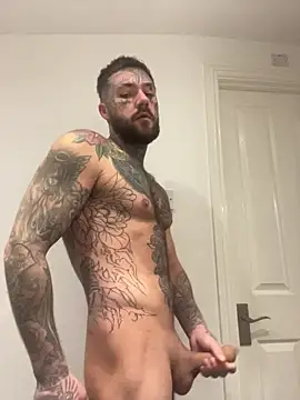 magicmichaell online show from November 23, 2025, 1:22 pm