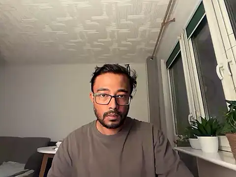 patty soumis online show from November 10, 2025, 5:01 pm