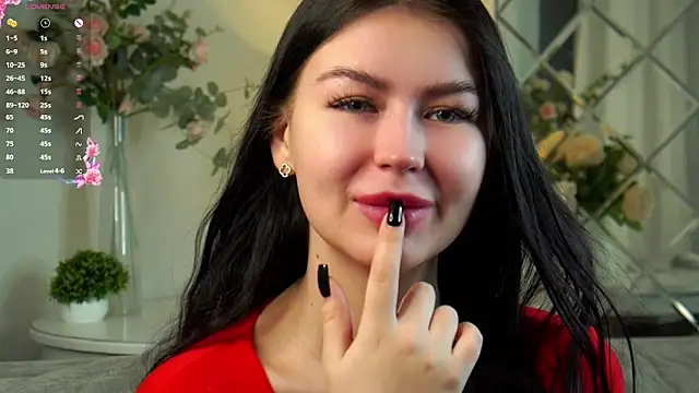 CoreenYorton online show from February 4, 2026, 1:33 am