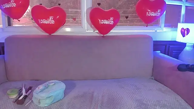 ReiAyanamy online show from February 14, 2026, 7:54 pm