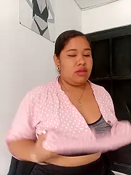 Sarahy- online show from November 11, 2025, 12:16 pm