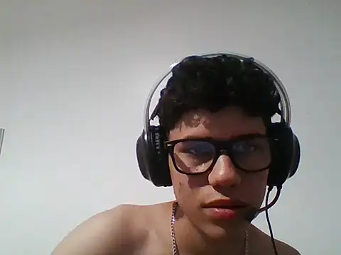 Kleyyysss online show from July 22, 2026, 4:26 am