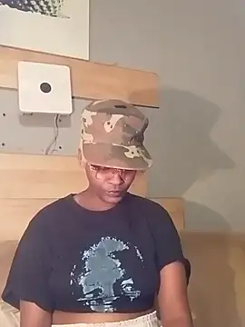 CurvyBabe36 online show from April 4, 2026, 7:33 pm