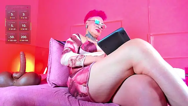 MATURE HARDCORE online show from April 8, 2026, 5:18 am