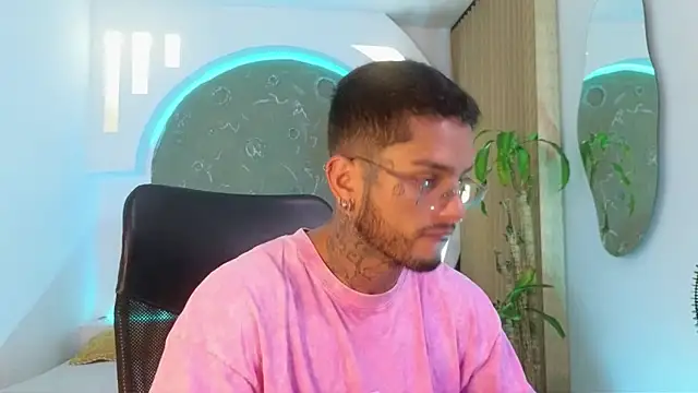 Snapshot of Alanrodgers chatting on March 2, 2026, 11:17 am Alanrodgers online show from March 2, 2026, 11:17 am