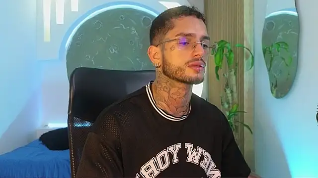 Snapshot of Alanrodgers chatting on March 4, 2026, 11:16 am Alanrodgers online show from March 4, 2026, 11:16 am