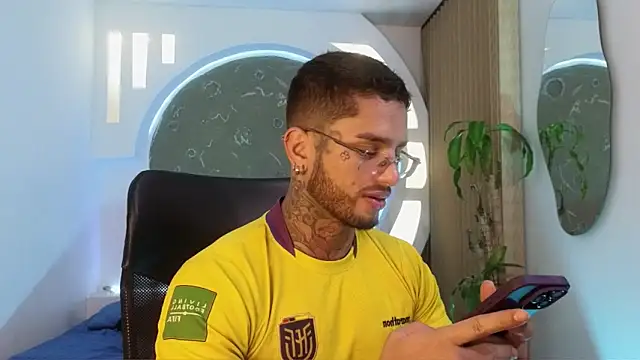 Snapshot of Alanrodgers chatting on March 7, 2026, 11:29 am Alanrodgers online show from March 7, 2026, 11:29 am