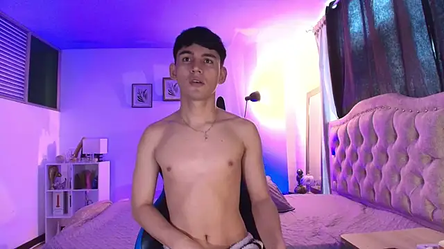 estebanperez 26 online show from November 14, 2025, 11:53 am