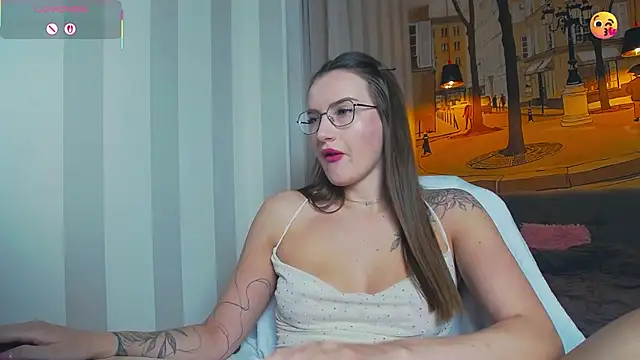 ALICE  ALICE69 online show from April 5, 2026, 7:55 pm