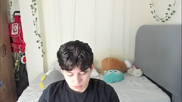 Felix kitty online show from March 1, 2026, 7:16 pm