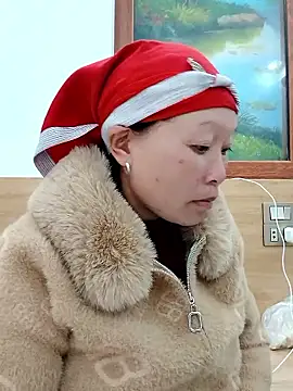 girl-hot2x online show from January 16, 2026, 5:22 am