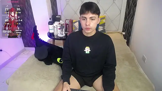 Samu FoXXX online show from December 15, 2025, 8:24 pm