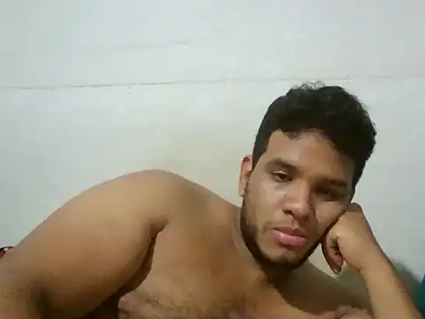 josecamsex27 online show from March 19, 2026, 11:53 pm