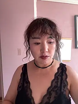 oo-shanshan online show from November 24, 2025, 12:43 am