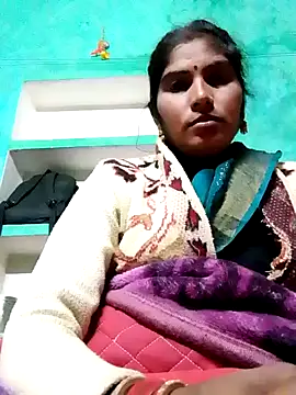 Neha cut79 online show from November 12, 2025, 9:58 pm