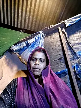 Neetujk online show from November 28, 2025, 4:31 pm