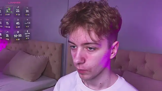 Paul Holt online show from November 25, 2025, 8:31 pm