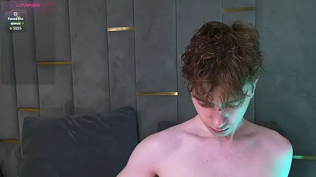 Paul Holt online show from December 20, 2025, 8:49 pm