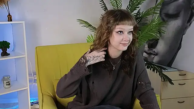 Snapshot of CarenChappan chatting on November 16, 2025, 1:06 pm CarenChappan online show from November 16, 2025, 1:06 pm