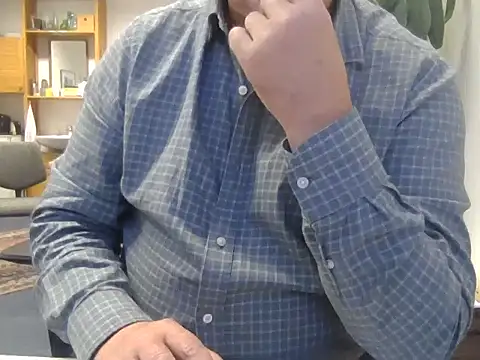 sssuka online show from November 11, 2025, 3:23 pm