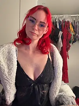 AlinaWinter online show from January 15, 2026, 1:37 pm