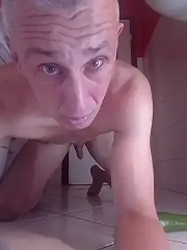 MaikBuoy online show from April 1, 2026, 12:55 am