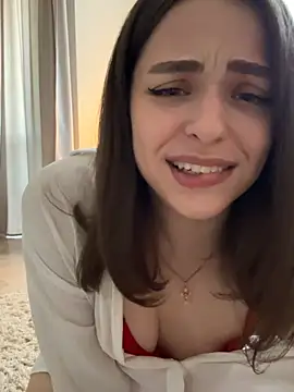 yoyogirlx online show from June 2, 2026, 12:40 pm