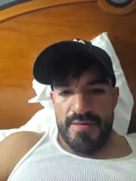 piggylatino online show from March 31, 2026, 11:10 am