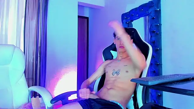 Bad boys07 online show from November 19, 2025, 3:12 pm