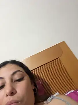 Snapshot of Anna_Bitch_Disgusting chatting on January 10, 2026, 5:20 am Anna Bitch Disgusting online show from January 10, 2026, 5:20 am