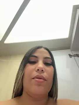 Snapshot of Anna_Bitch_Disgusting chatting on January 13, 2026, 5:24 am Anna Bitch Disgusting online show from January 13, 2026, 5:24 am