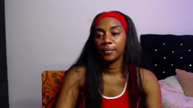 AishaOwens online show from December 1, 2025, 8:03 pm