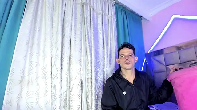 Sexybigjefffx online show from December 19, 2025, 3:24 am