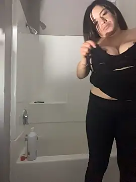 ymfg69 online show from January 16, 2026, 12:31 pm