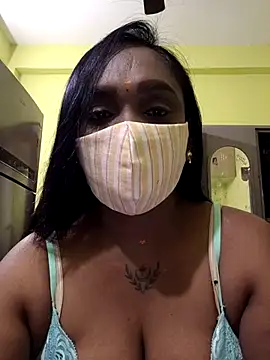 Dharshini98 online show from February 22, 2026, 5:22 pm