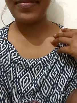 Snapshot of Sorkarmankhin chatting on November 12, 2025, 1:55 pm Sorkarmankhin online show from November 12, 2025, 1:55 pm